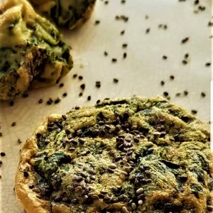 Mini crepioca com espinafre e chia