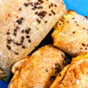 Pastel integral de frango cremoso