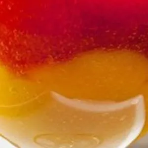 Creme de manga com toques de morango e gengibre