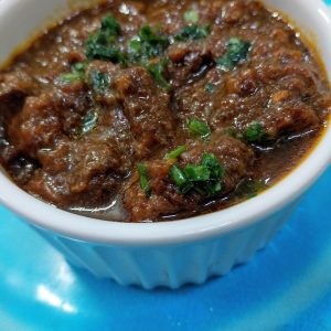 PR - Ragu de carne assada ao vinho tinto e shoyo - Linha Papai e Mamãe