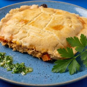 Empadão de frango com cream cheese
